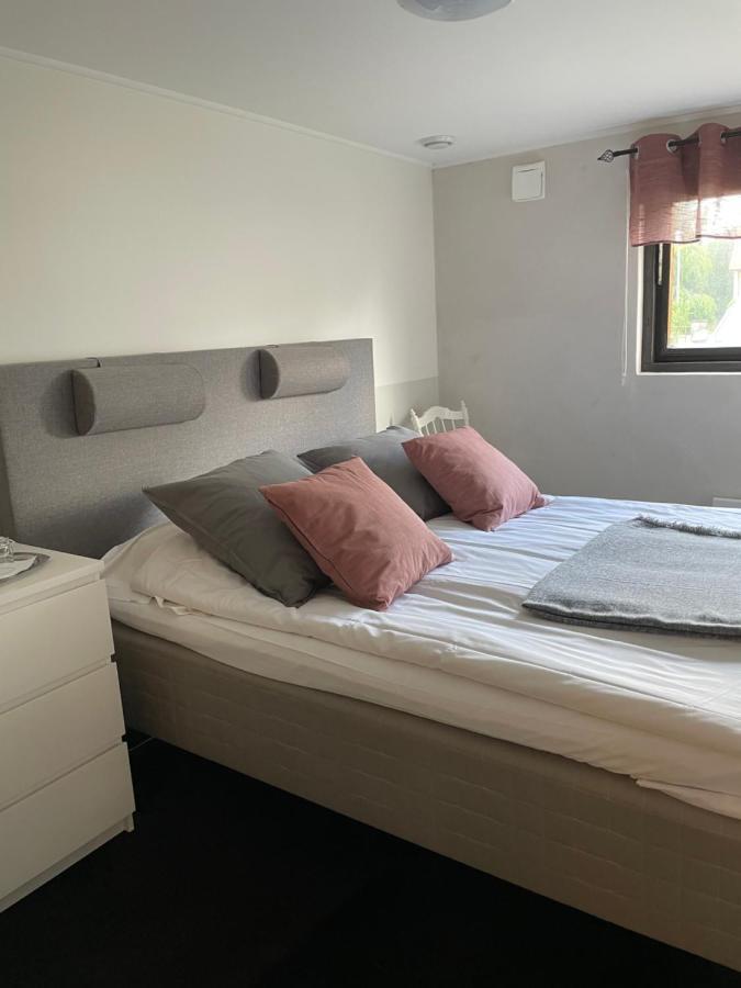 Hults-Boaryd Golf Och B&B Hult  Ngoại thất bức ảnh